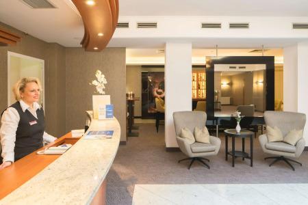 Best Western Plus Excelsior - 1