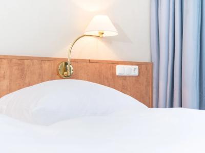 Astor Kiel by Campanile - 1