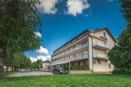 Macola - 28