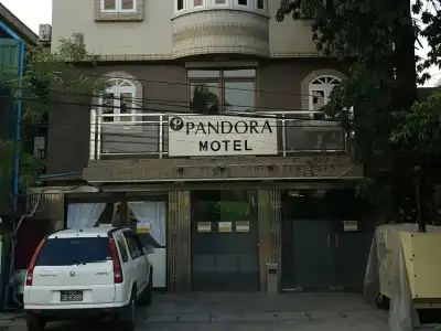 Pandora Motel - 0