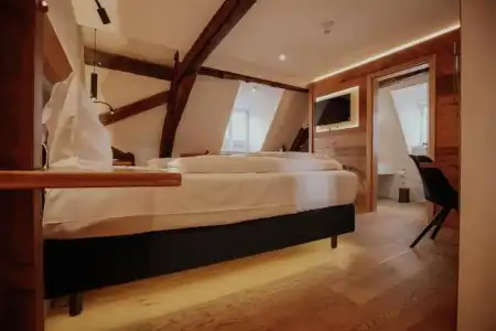 Altstadtmittehotel - 3