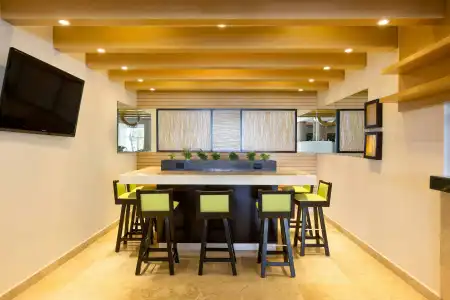 Courtyard By Marriott Cancun Airport - 17