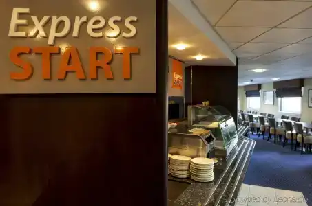 Holiday Inn Express Glasgow - City Ctr Theatreland by IHG - 10