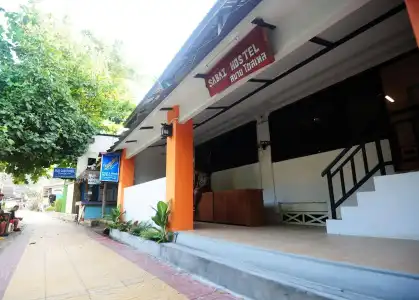 Voyagers Hostel - 10