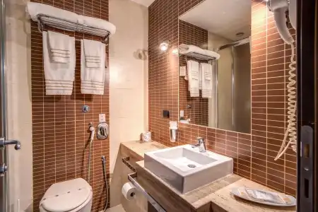 Everest Inn Rome - 9