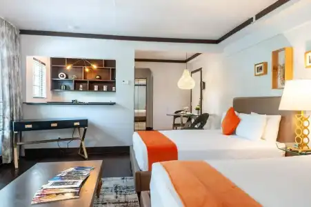 Lincoln Arms Suites - 46