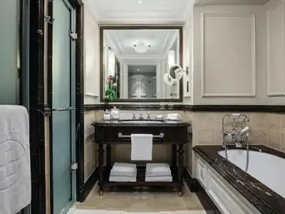 The Langham London - 34
