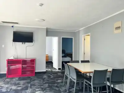 Beetham Park Motel - 40