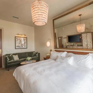 The Dewberry Charleston - 48