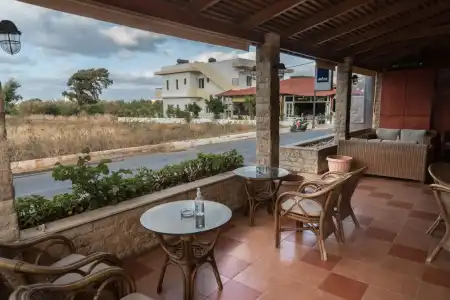 Sunset Studios And Apartments by Estia - 26