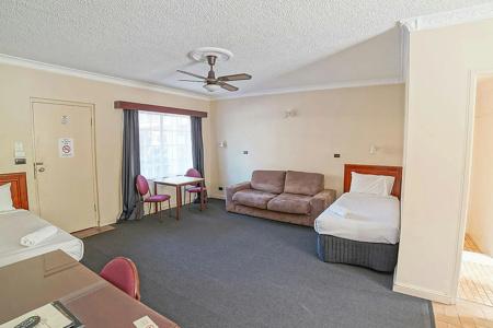 Country 2 Coast Coffs Harbour Motor Inn - 4