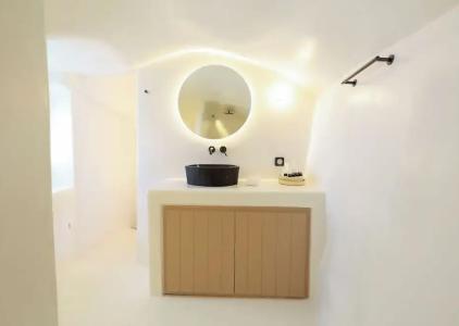 Luna Santorini Suites - 105