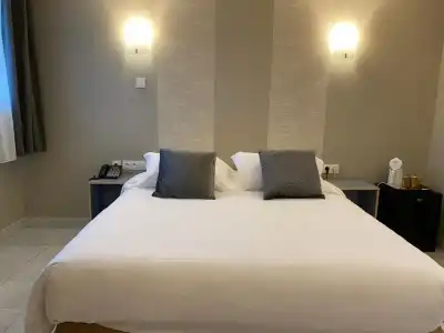 Contact Hôtel - Hôtel les Bleuets & SPA - 64