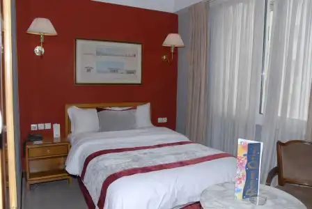 Hôtel Les Saisons - 3