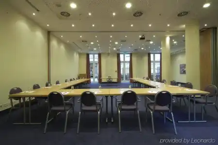 Motel One Frankfurt - Hauptbahnhof - 14