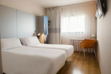B&B Figueras - 73