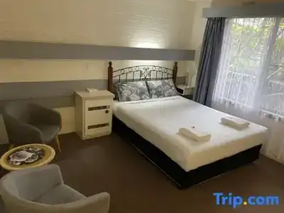 Mahogany Motel - 21