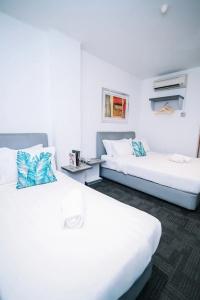 Swing and Pillows — KL Sg Besi - 42