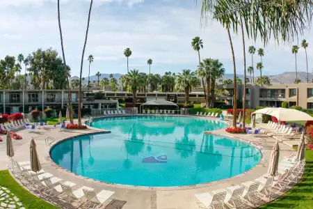 Shadow Mountain Resort - 9