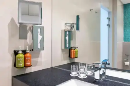 Holiday Inn DOHA - THE BUSINESS PARK by IHG - 40
