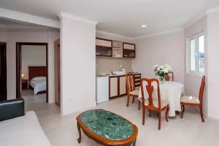 Open Sea Luxury Apartments - 5