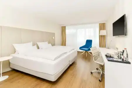 NH Erlangen - 75