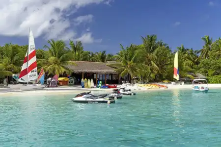 Sheraton Maldives Full Moon Resort & Spa - 25