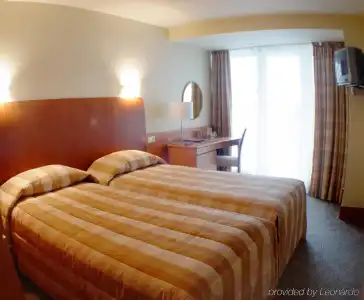 Vanagupe Spa Resort - 12