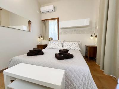 La Maison One B&B - 19