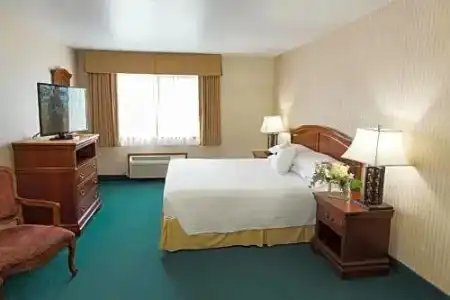 Rogue Regency Inn Medford Airport - 53