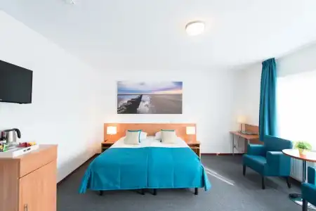 Hotel - 60