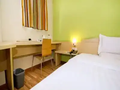 7 Days Inn Xian Jin Hua Road Tong Hua Gate Subway Station - 5
