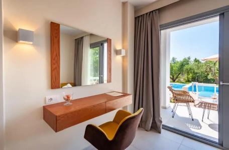 Alonaki Beach - 17