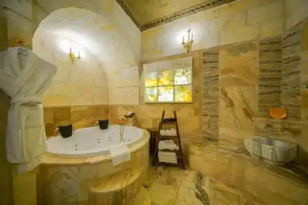 Serenus Cave Suites - 64