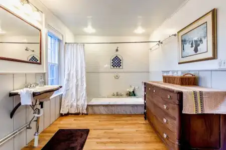 Wilburton Inn - 18