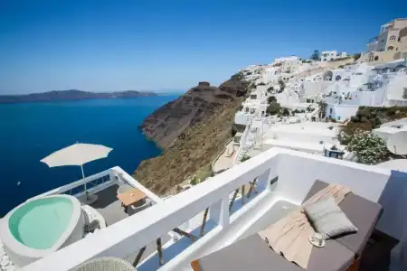 Chic Santorini - 90