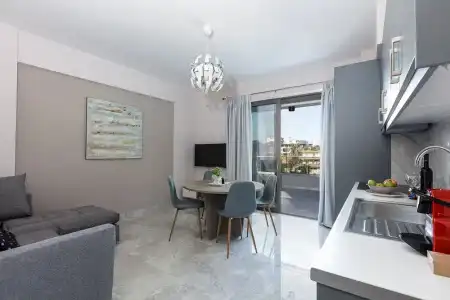 Aurora Apartments - 6