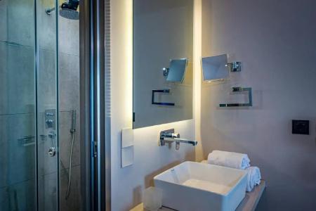 Alexandra Beach Resort & Spa - 105