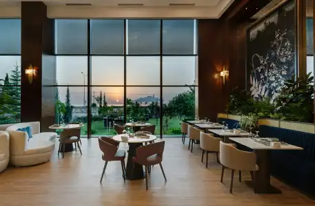 DoubleTree by Hilton Van - 37