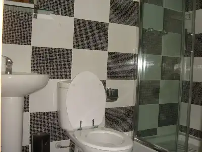 DownTown Guest House - 6