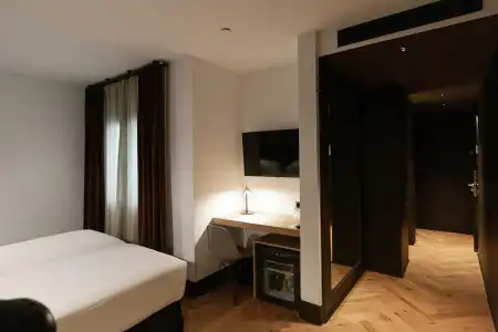 Alexandra Barcelona, Curio Collection by Hilton - 7