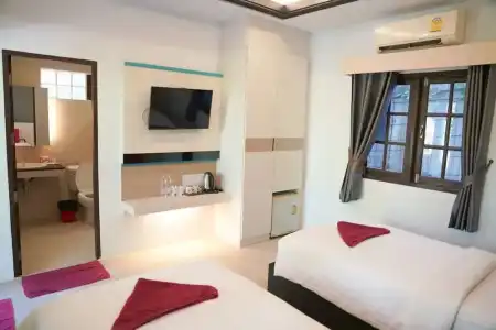 Tok Little Hut - 46