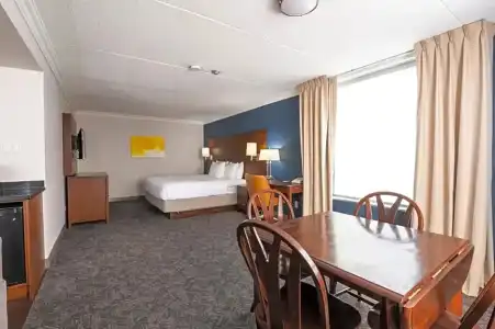 Comfort Inn & Conference Centre Toronto Airport - 35