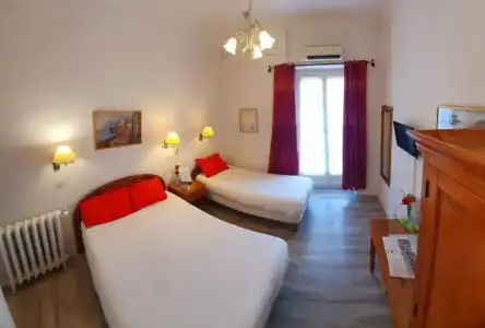 Hôtel Louvia - 24