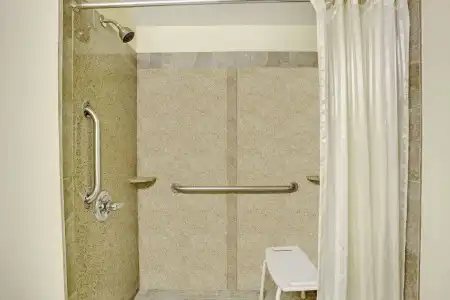Ocean Breeze Inn - 10