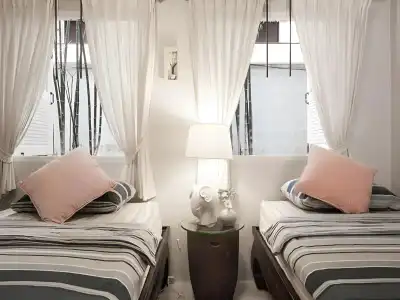 Banyan House Samui Bed and Breakfast - 1