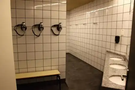 Poshtel Bilbao Premium Hostel - 8