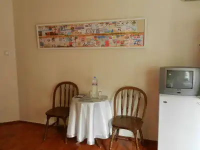 Berk Guesthouse - 'Grandma's House' - 3