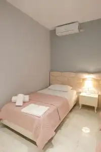 Oceanic Overview Suites - 82