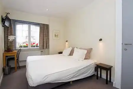 Gillis Eight Guest Rooms by Romy&Travis - 14